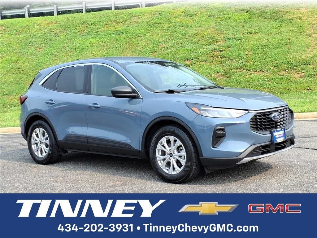 2024 Ford Escape Active in Blue — front three-quarter view